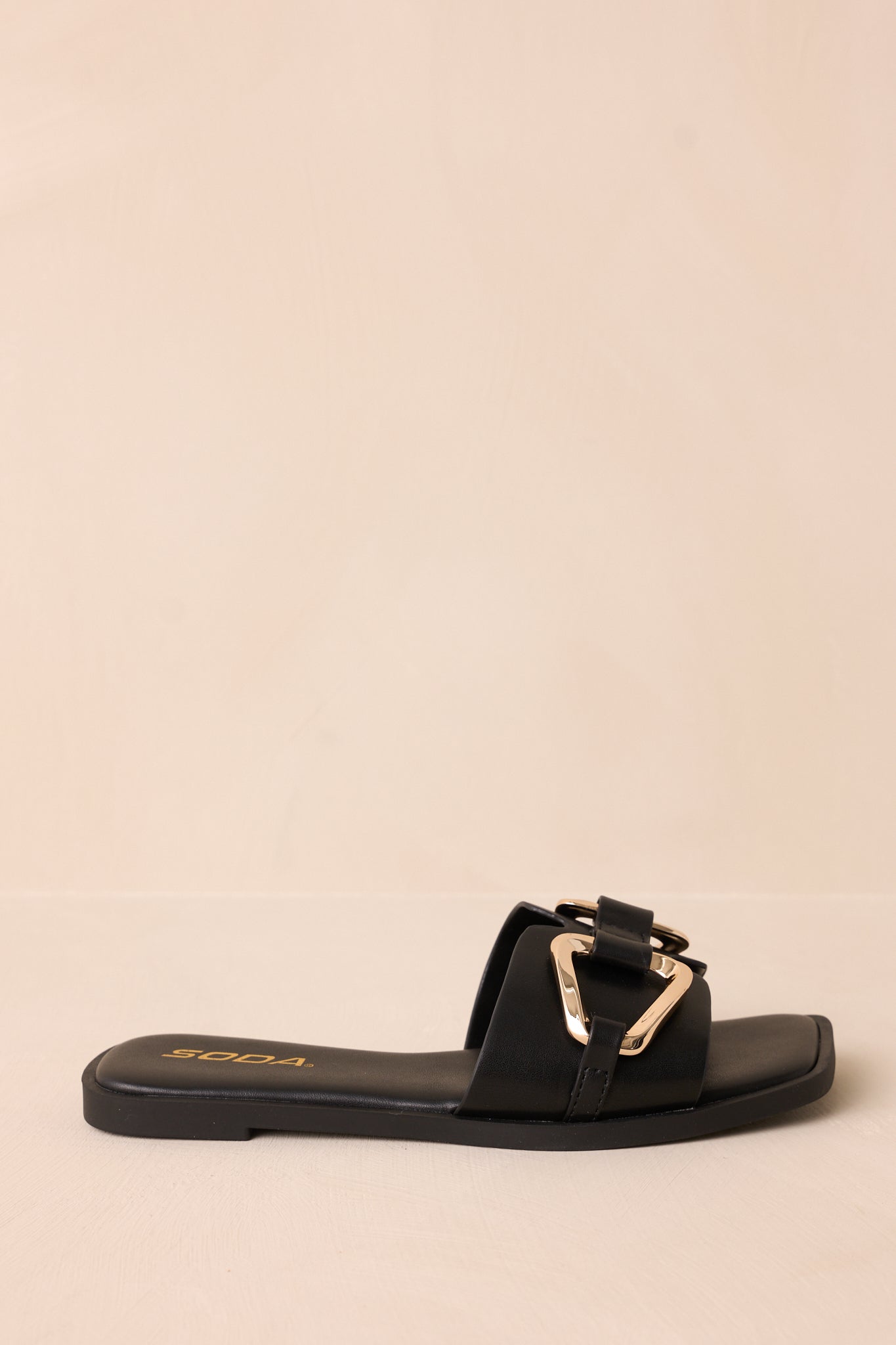 Stepping Stones Black & Gold Sandals