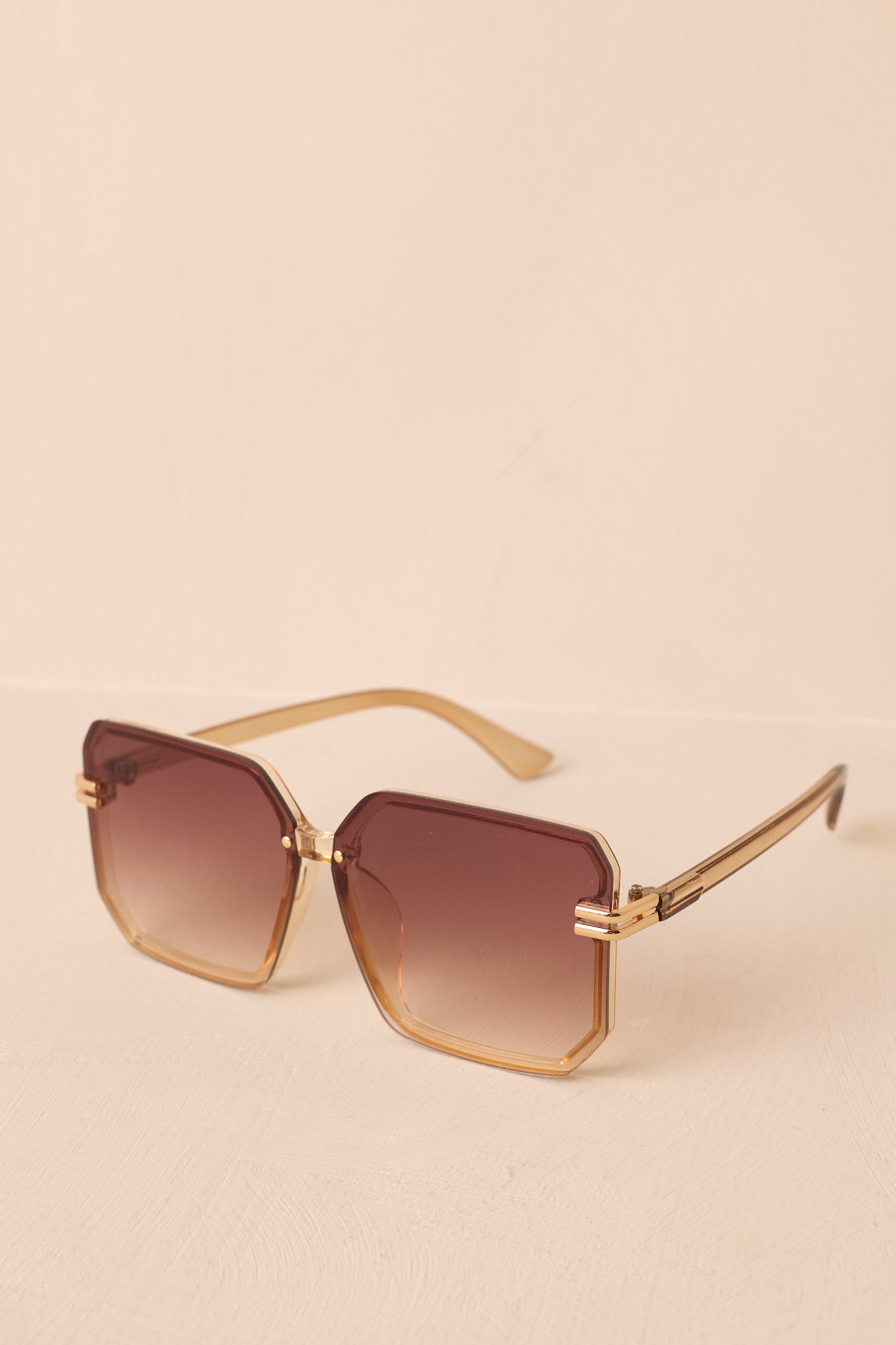 Glistening Lights Brown Square Sunglasses