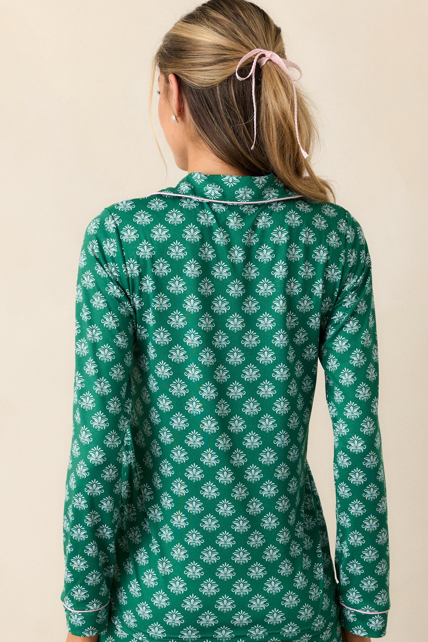 Wonders Await Green Fleur De Lis Long Sleeve Pajama Top