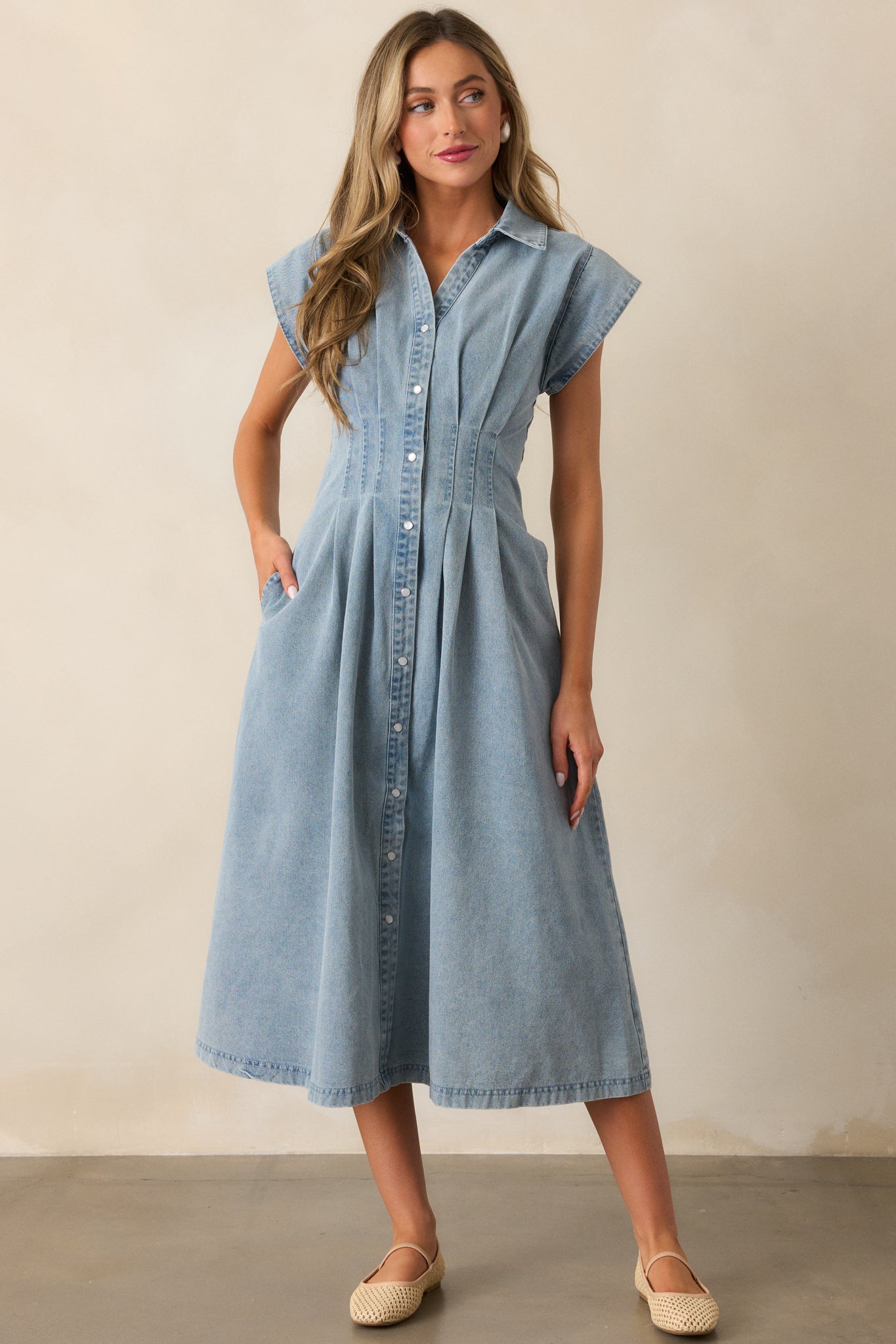 Classic Tea Party Light Wash Denim Button Front Pleated Midi Dress
