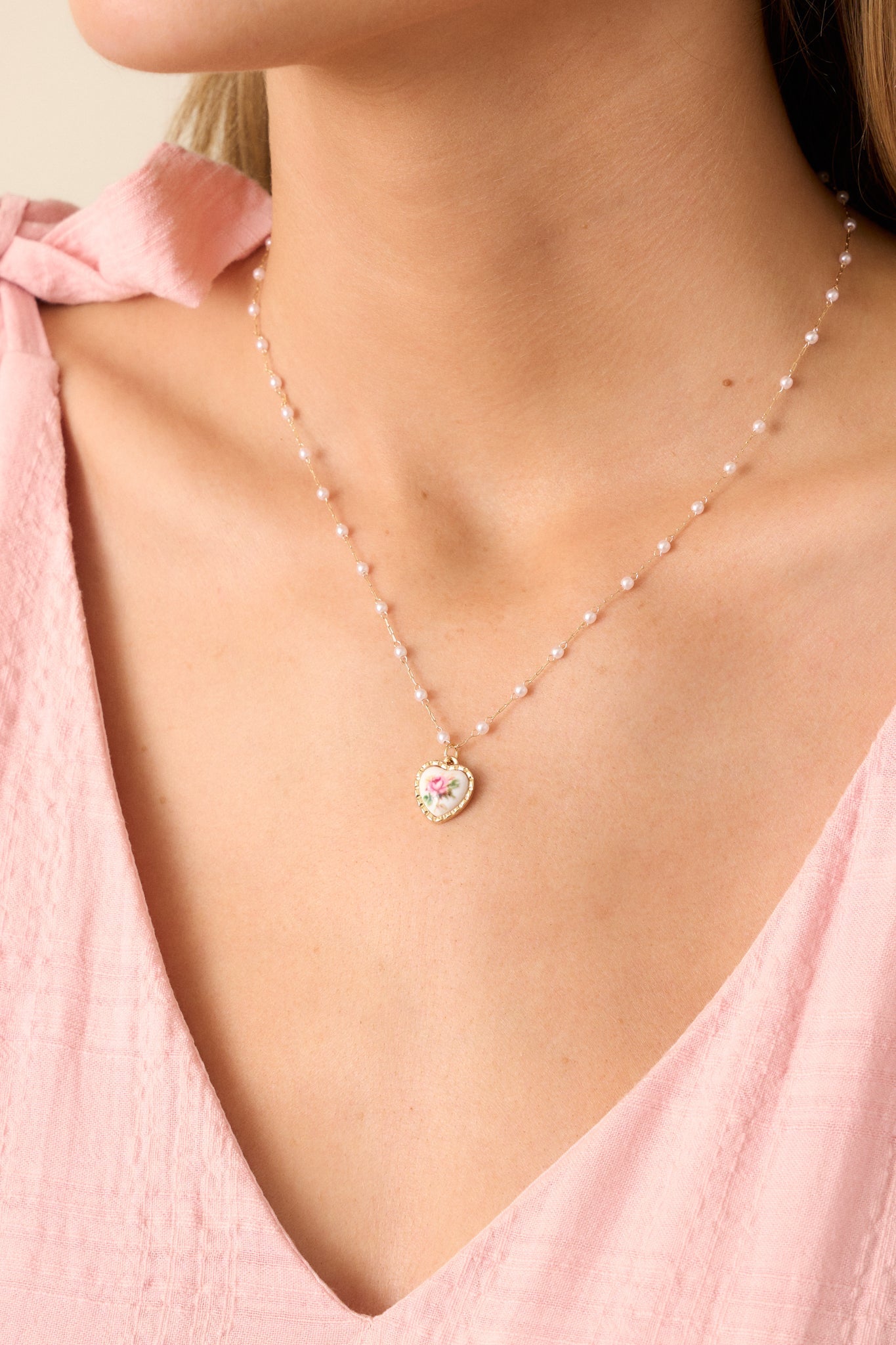 Feeling Connected Pink Floral Heart Faux Pearl Necklace