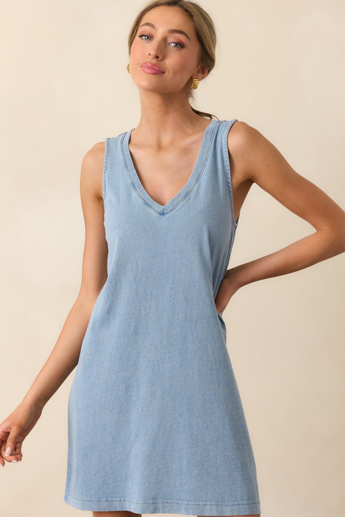 Z Supply Medium Indigo Sloane V-Neck Jersey Denim Mini Dress
