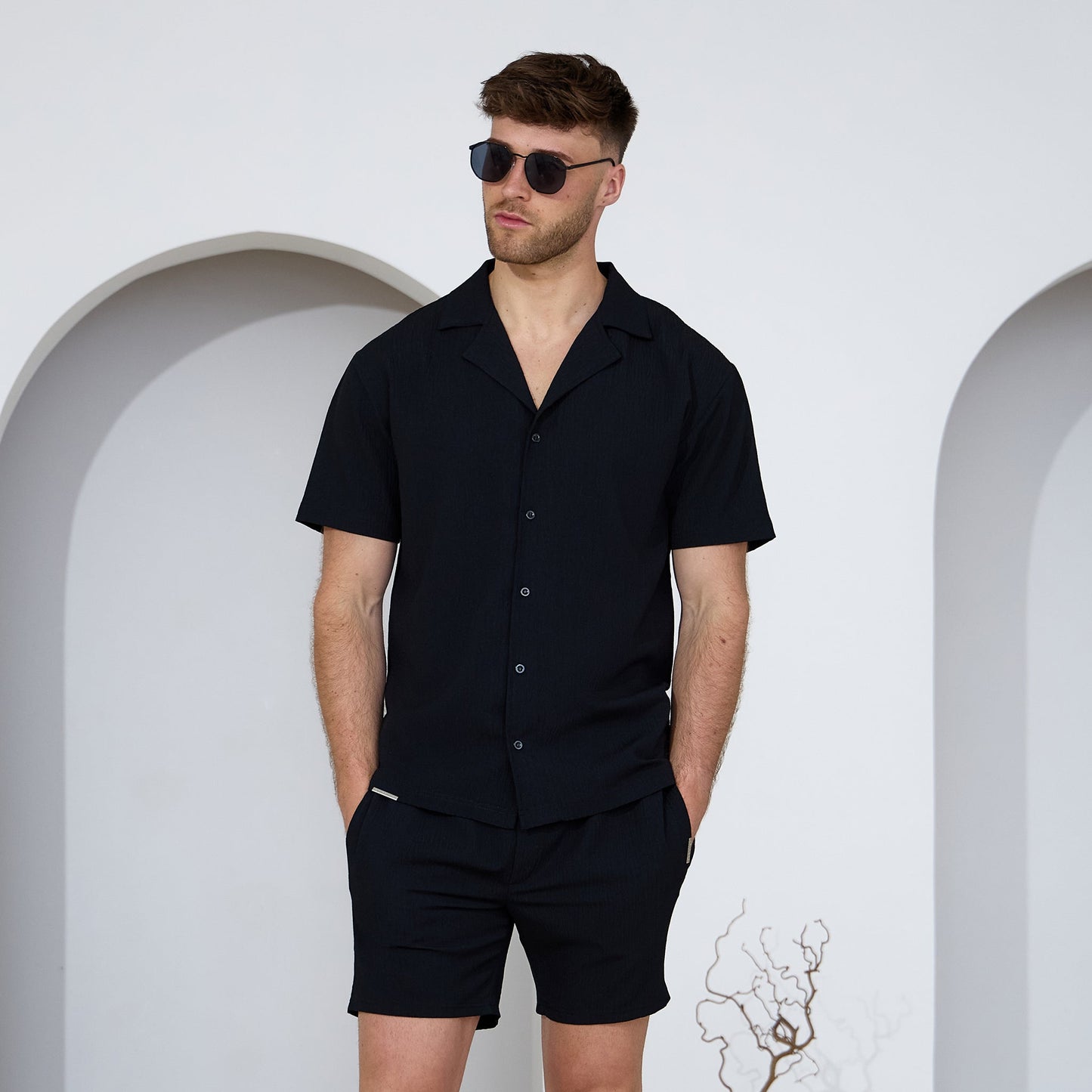 Gym King Signature Woven Texture Shirt - Black