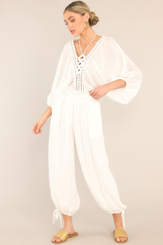 World Is Your Oyster White Crochet Top
