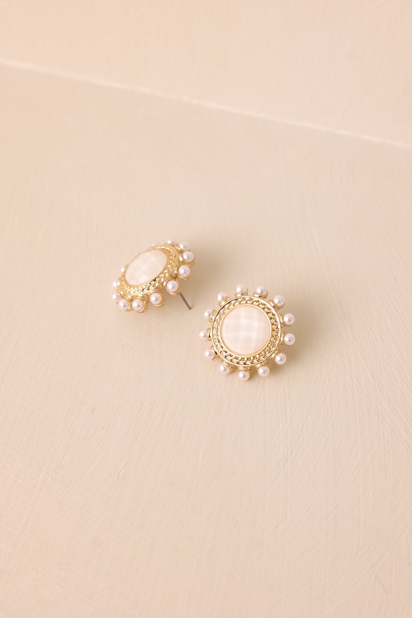 Around The World White & Gold Textured Earrings