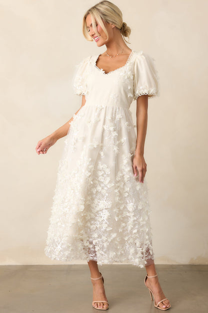 Daffodils & Daydreams Ivory Floral Puff Sleeve Maxi Dress