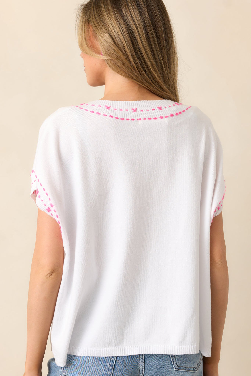 Horizons Ahead White V-Neckline Knit Top