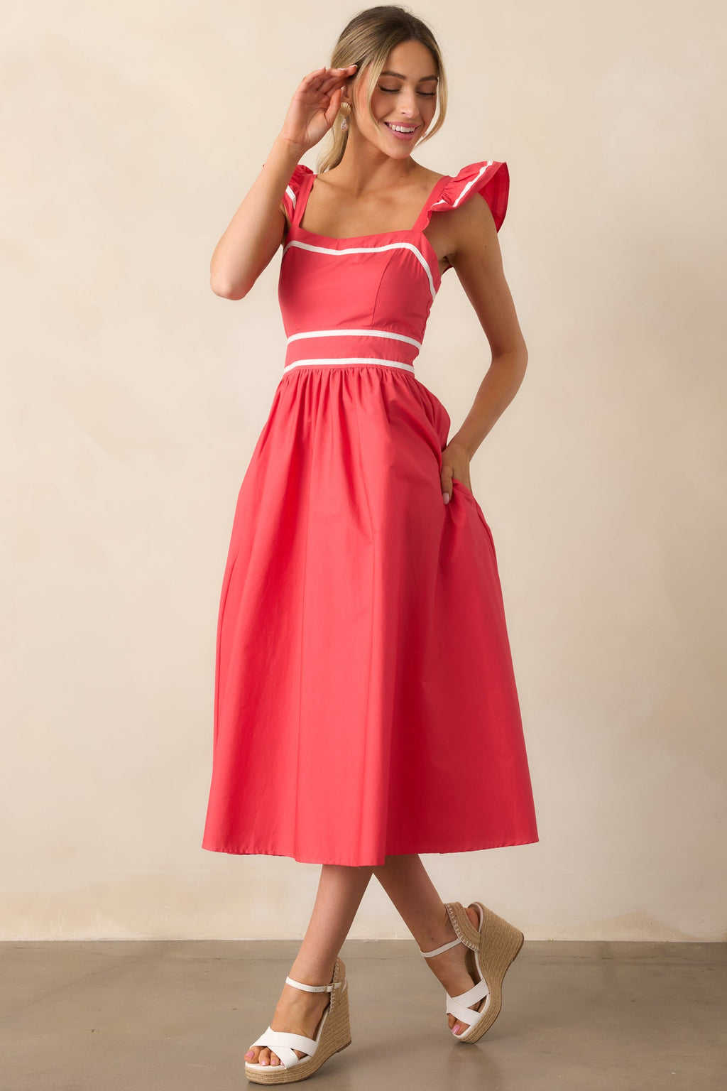 Exploring New Cities Tomato Red Cotton Midi Dress