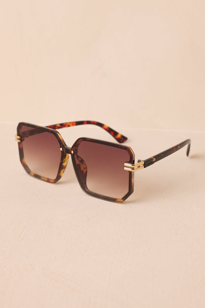 Glistening Lights Tortoise Brown Square Sunglasses