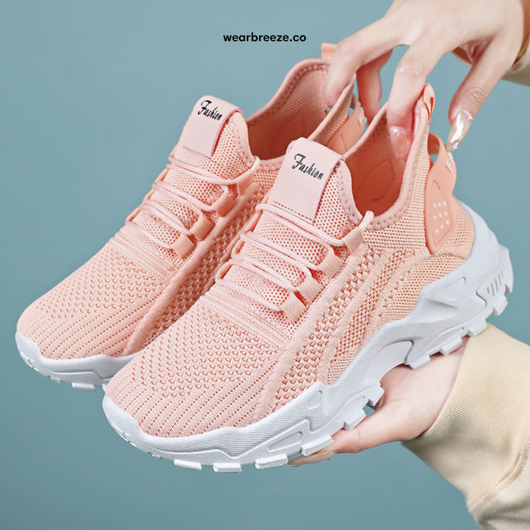 Cross - Women's Ultra Comfortable Shoes