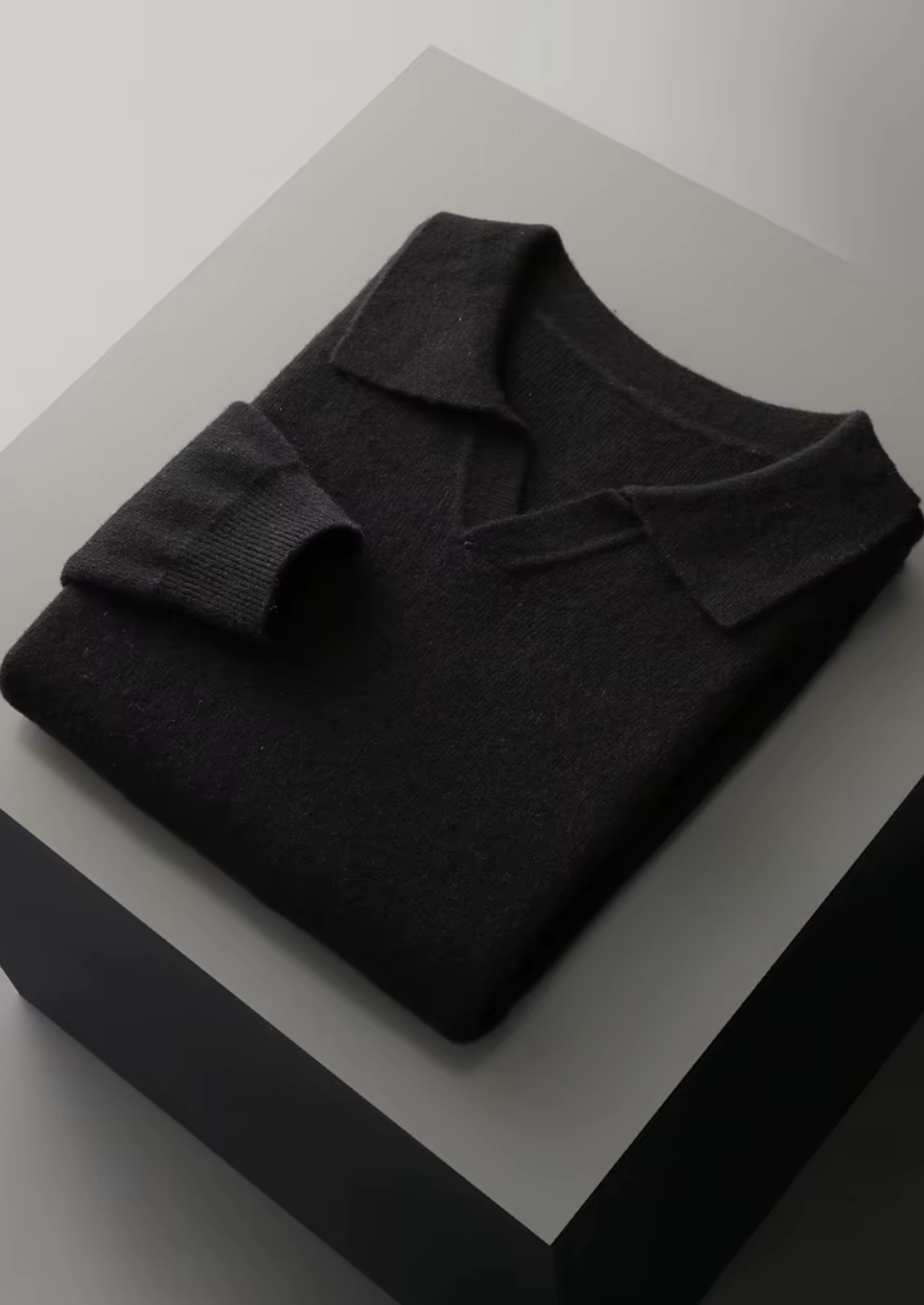 NOBA WOOL RIBBED BUTTONLESS POLO