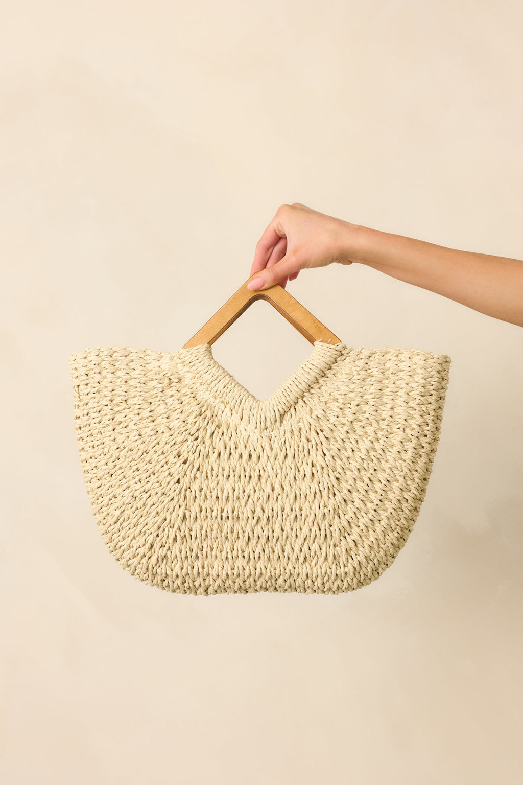 Changing Tides Ivory Raffia Woven Wooden Handle Handbag