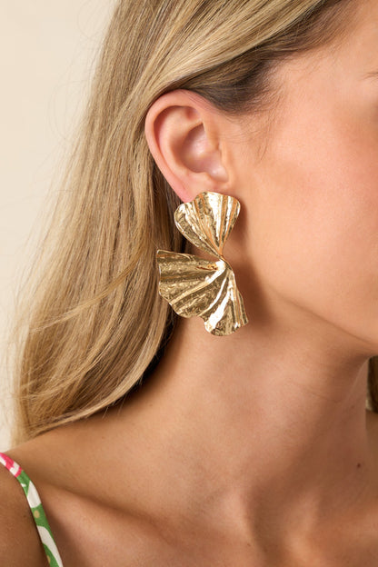 Everyday Joy Gold Textured Leaf Earrings