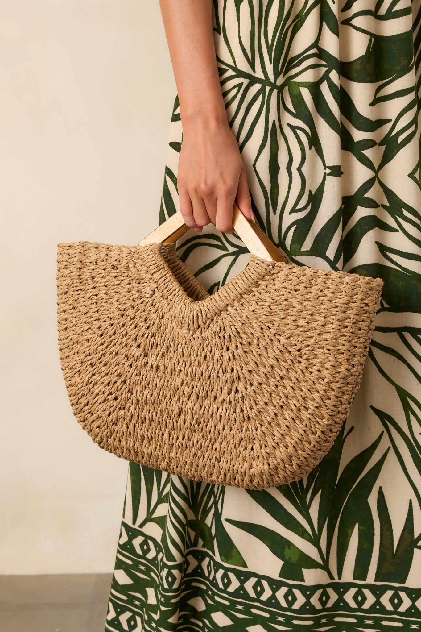 Changing Tides Tan Raffia Woven Wooden Handle Handbag