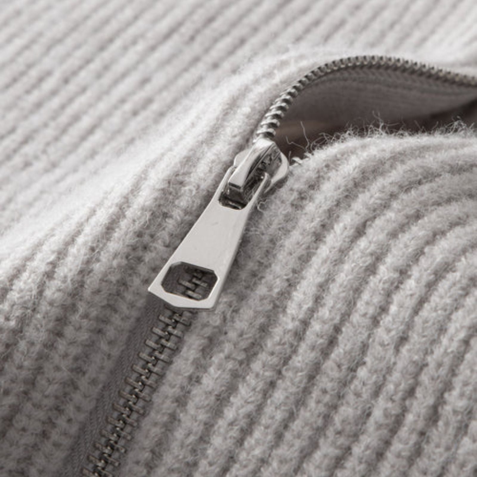 The Amalfi Wool Zipper Vest