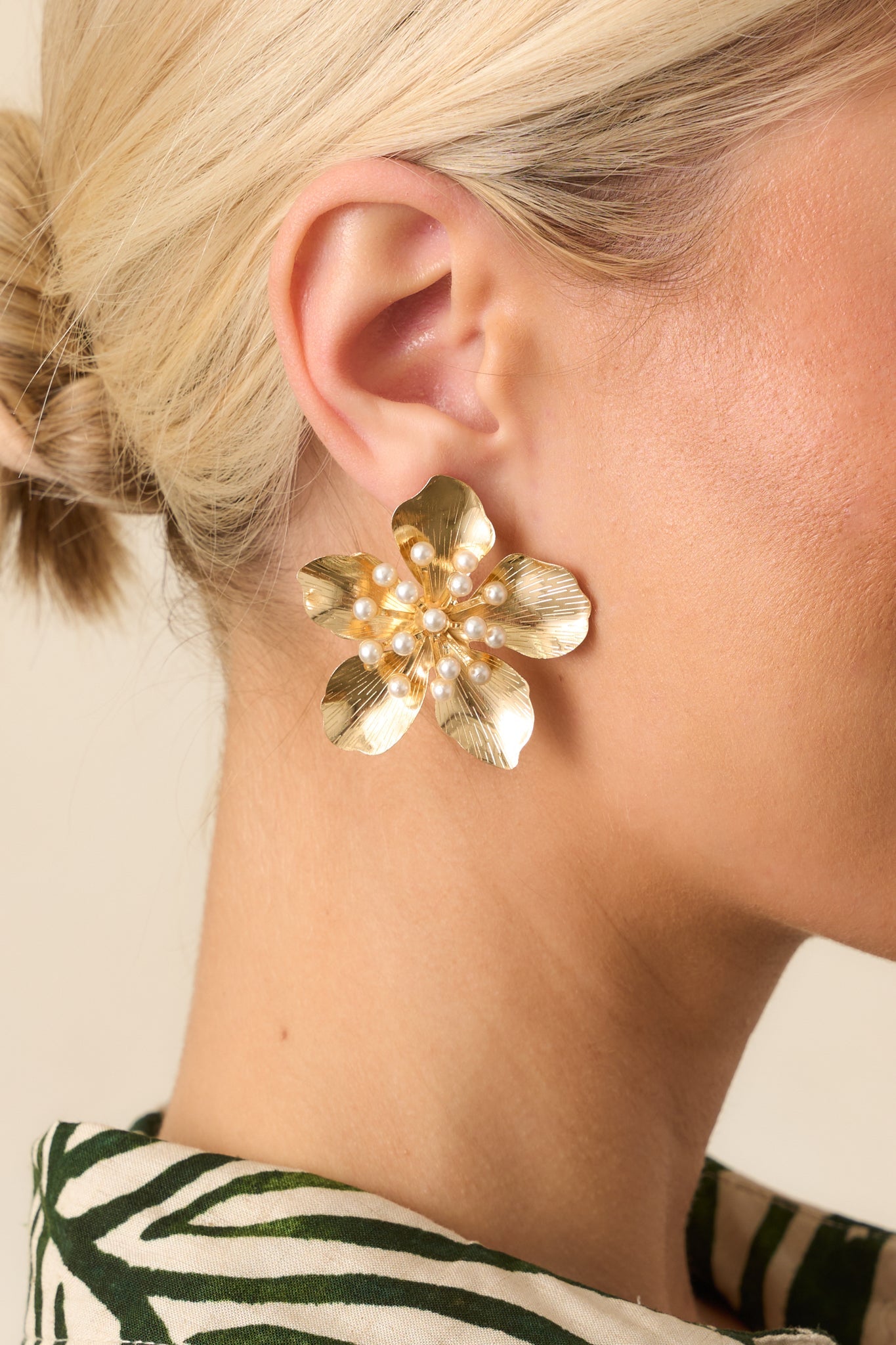 Conquer The World Textured Gold Flower Earrings